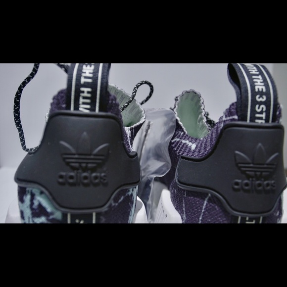 Adidas NMD R1 PK size 10 - Picture 3 of 4